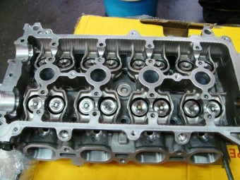 Toyota 1.5L cylinder head installation