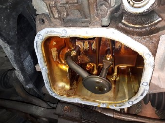 Toyota 1.5L Oil Pan installation