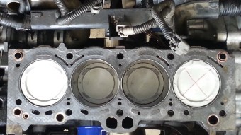 Toyota 2.0L engine block