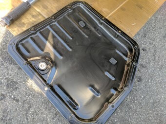 Toyota 2.4L Transmission pan