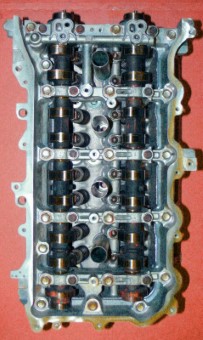 Toyota 2.7L cylinder head installation