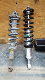 Toyota 4Runner Front shocks