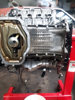 Toyota 5.7L Oil Pan installation