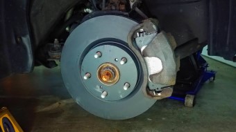 Toyota Avalon front brakes