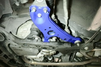 Toyota Sienna Front Control arms